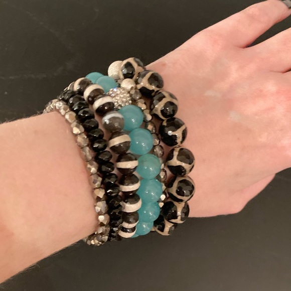 🔸NWT🔸 Agate and Amazonite Gemstone Beaded Bracelet Set - Picture 7 of 16